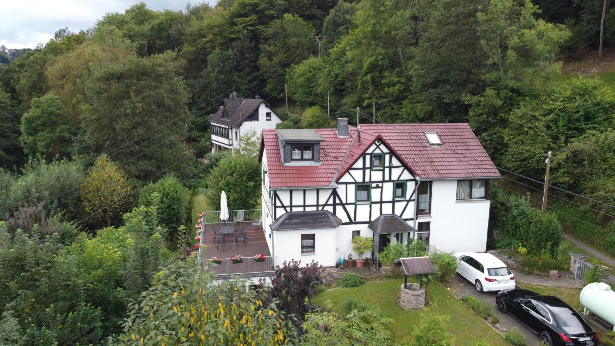 Ferienwohnung Schaefer Waldbreitbach Εξωτερικό φωτογραφία